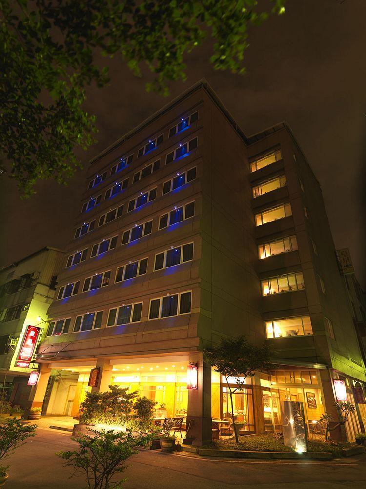 Huang Shin Business Hotel-Shang An Taichung Buitenkant foto